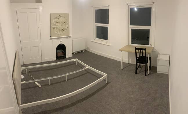 Large Room - House Share Main Photo