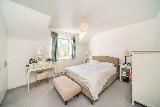 ✨ Large Double Room Available – January 2026  Main Photo
