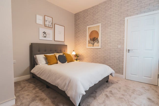 Double En-Suite Room - 50% off 1St Month Main Photo