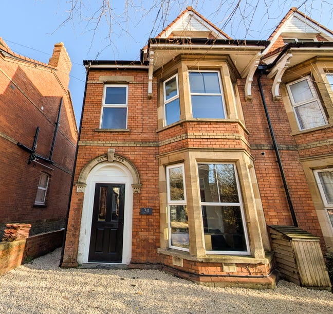 Brand New Luxury Hmo - the Avenue  Main Photo