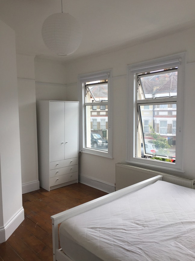 Bright En-Suite in Plumstead SE18 Main Photo