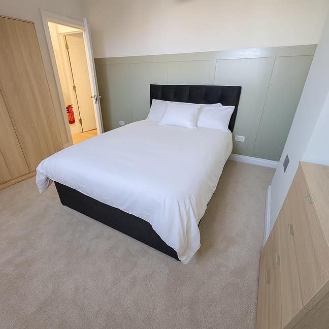 🏡 Brand New Professional House Share Main Photo