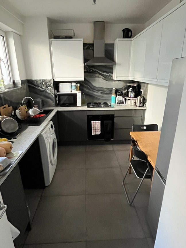 Bright double room- prime Waterloo/Southwark 📍 Main Photo