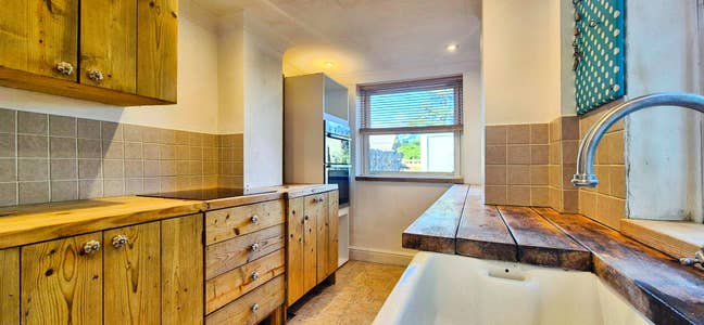 2 bed house to let  Main Photo