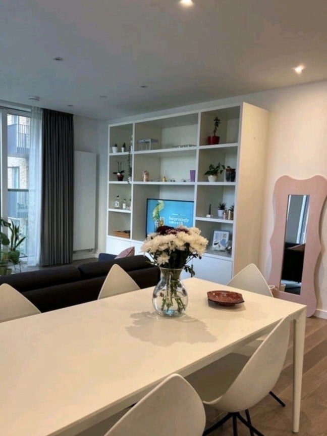 Cosy Double Room in East Village Main Photo