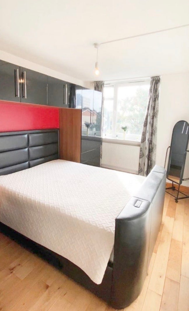Bright Luxurious Double Room in Homerton, Hackney  Main Photo