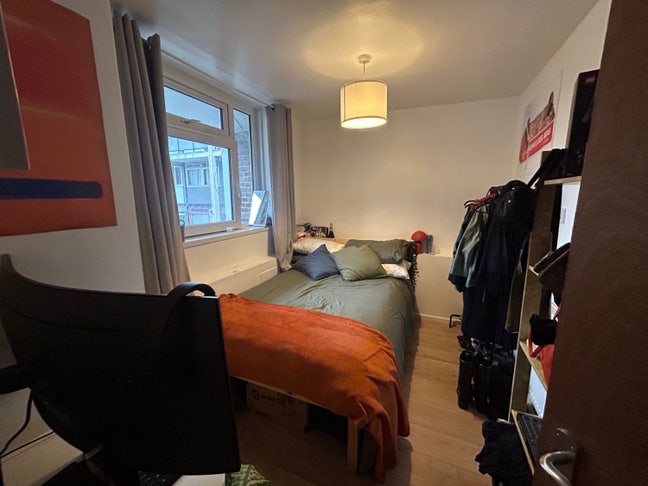 Double room - Bethnal Green !!  Main Photo