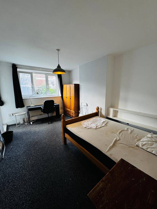 🌟 Two Fully Furnished Double Rooms Available 🌟 Main Photo