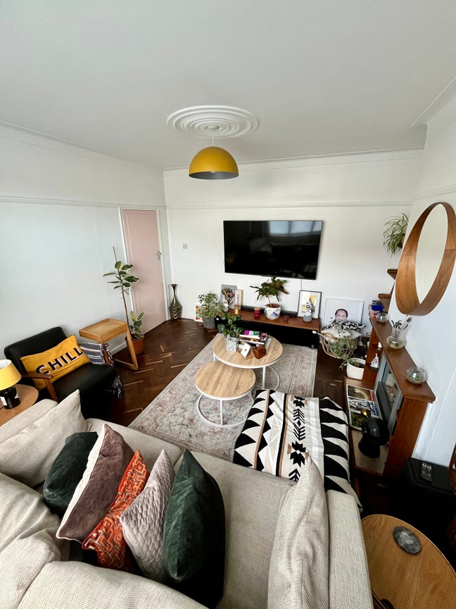 Bright & Stylish Home with Garden – Short-Term Let Main Photo