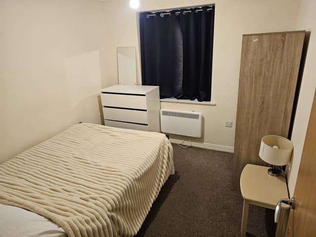 A Lovely Double Room Available Now Main Photo