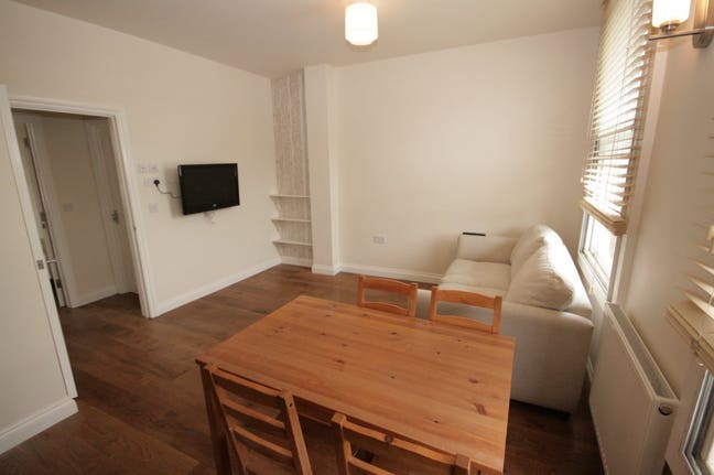1 bd flat in  Hampstead Heath Main Photo