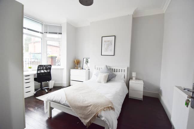 🔑 Spacious 5-Bed House Share Near LRI, LE2 Main Photo