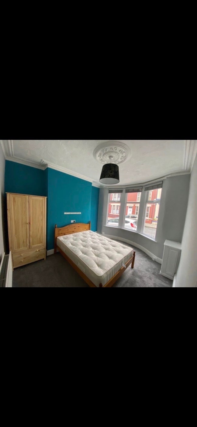 Double bedroom available 24 December 2025 🏡 Main Photo