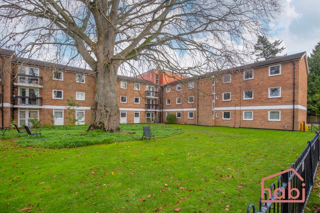Modern 3 bed apartment minutes from UEA and city Main Photo