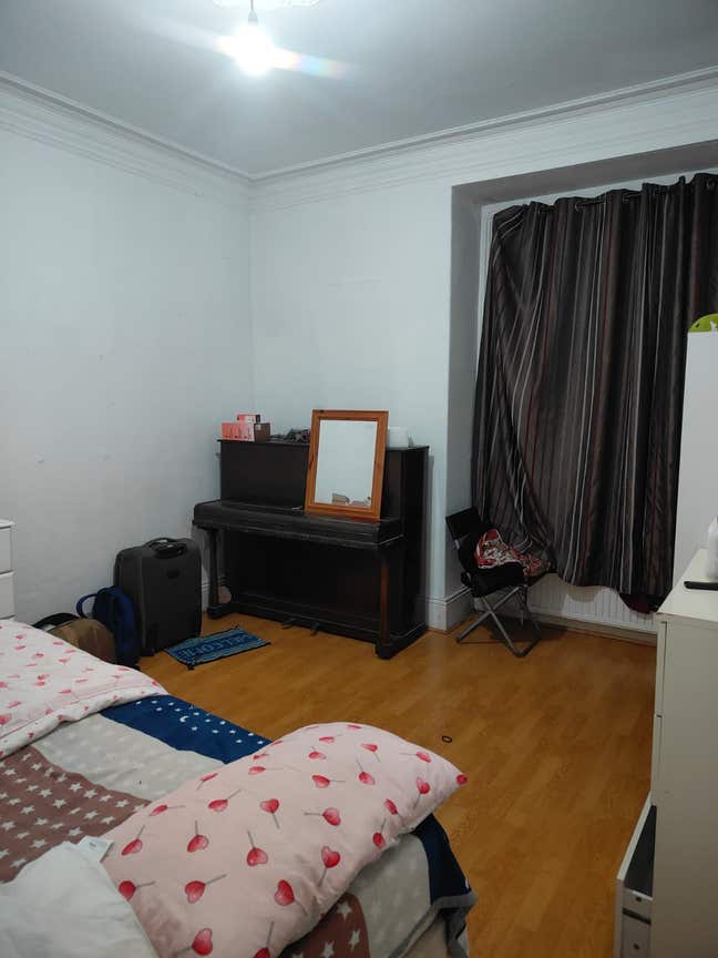 One Double room available for a female in NE3  Main Photo
