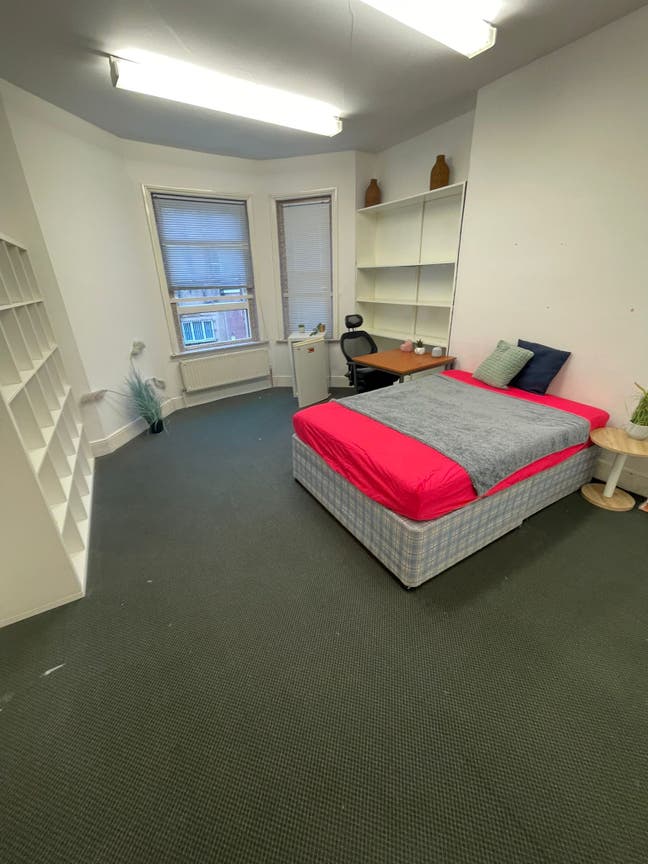 Two Huge Double Rooms – Bournemouth Town Centre 🏙 Main Photo