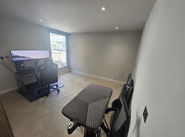 Double Room - New Barnet  Main Photo