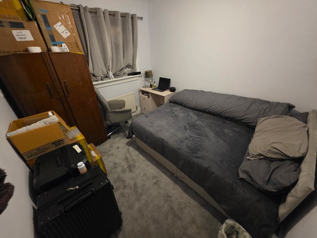 Double room fully furnished  Main Photo