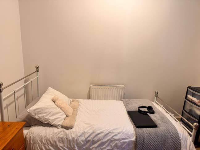 Double room to rent  Main Photo