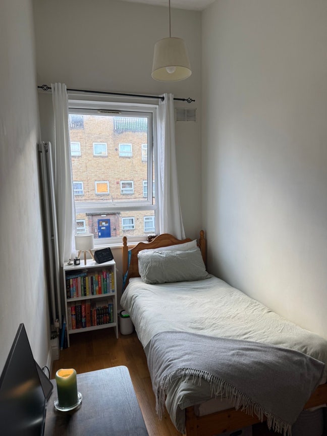 Room in Islington  Main Photo