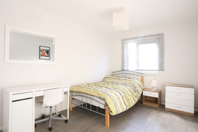 Huge Double Room Near Canary Wharf Scene Main Photo