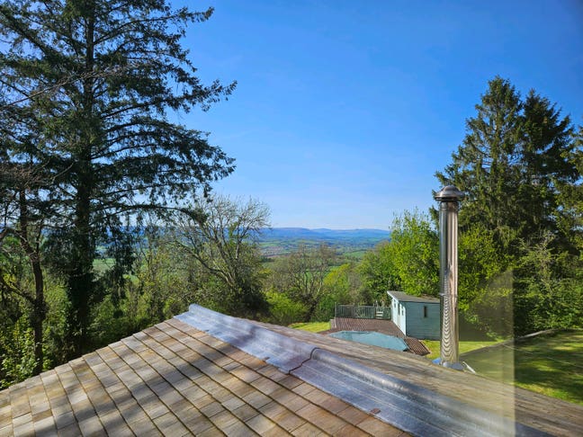 Private Living (Own Kitchen/Lounge) In Shared Home Main Photo