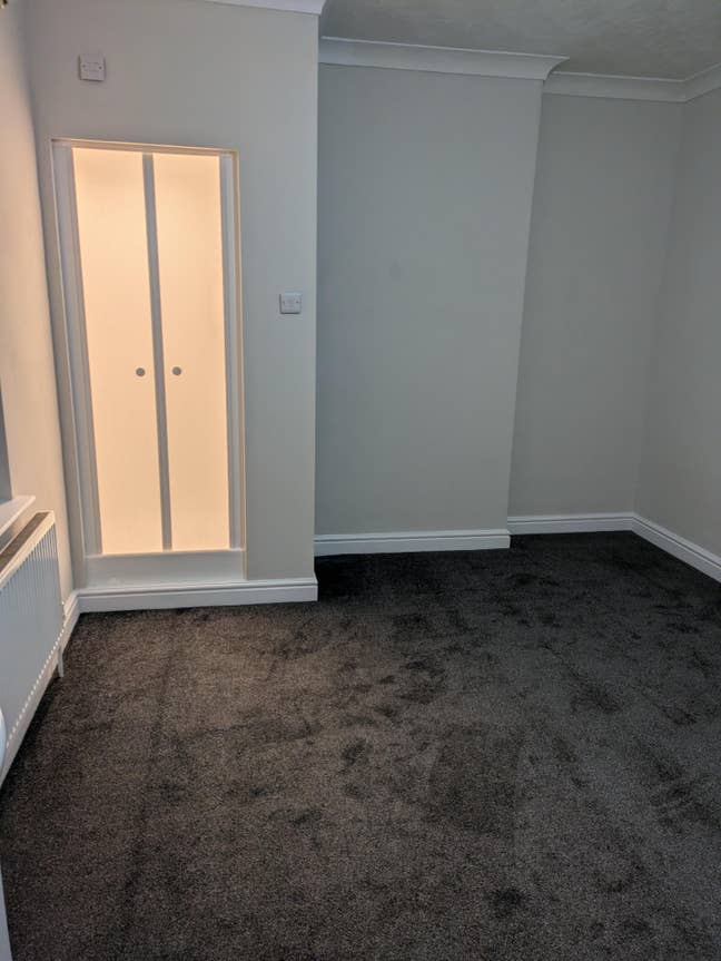 Large En Suite Room, Popular Area Available Now  Main Photo