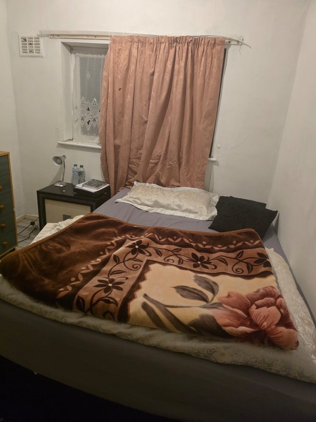Double rooms for rent - Walsall Main Photo