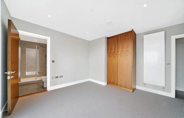 Room in a Shared Flat, Samuelson House, UB2 Main Photo