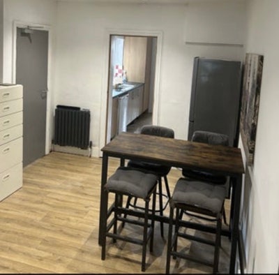 &pound;575 En-Suite - Parking (No Permit)  Main Photo
