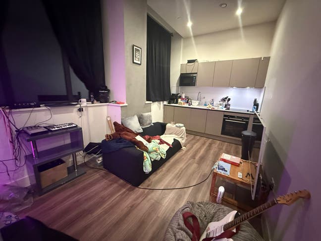 1-Bed Flat Available – Birmingham City Centre Main Photo