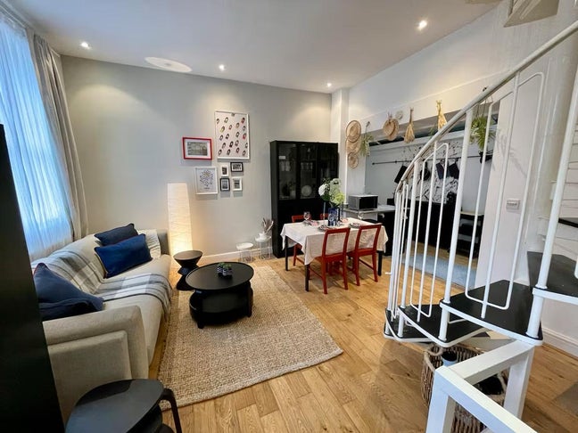 Rent Includes All Bills Short 2 Bedrooms 2 Baths💫 Main Photo