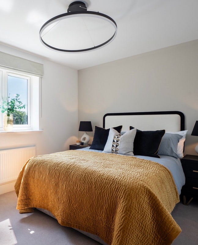 Room Available in gorgeous 3 bed home  Main Photo