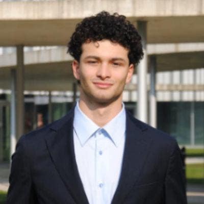 Hi! I am currently looking for a rental durin... Main Photo