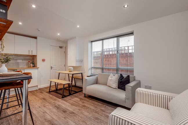 Brand New Home - Close To City Centre Main Photo