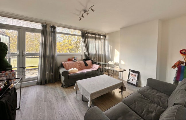 🌼Women Pref🌸 Double Room Near Battersea Bridge Main Photo