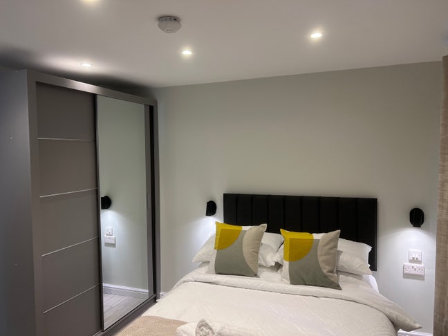 Luxury Double bedroom with En-suite Main Photo