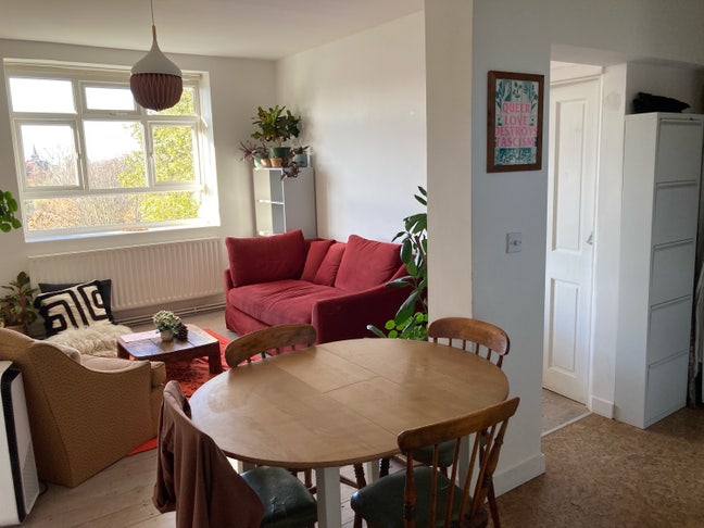 Queer Home Next to Hackney Marshes  Main Photo