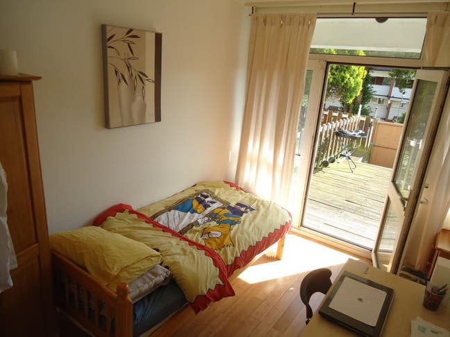 Lovely Single Room + Living room (All Bill Inc) Main Photo