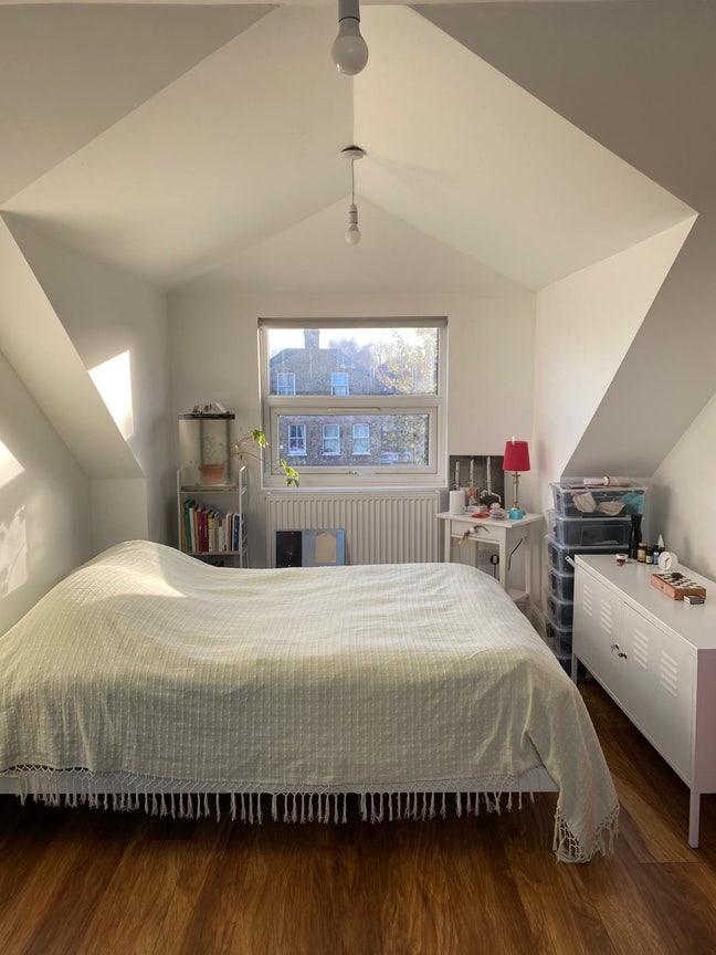 Ensuite loft conversion in SE6 Main Photo