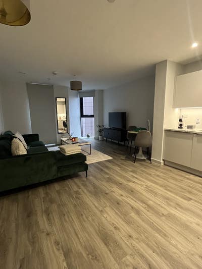 Lease Takeover Available – Move In Before 4 Jan Main Photo