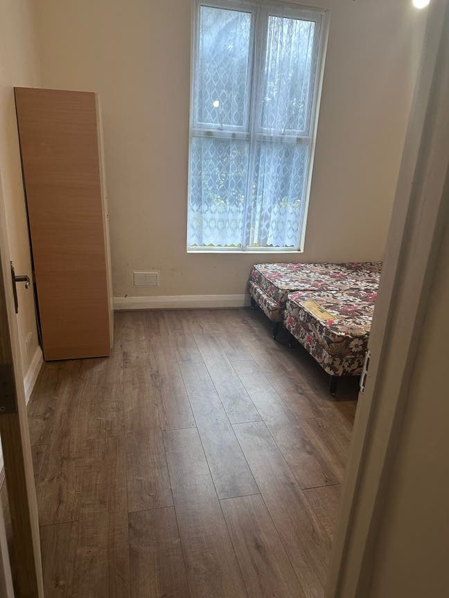 1 Double room available  Main Photo