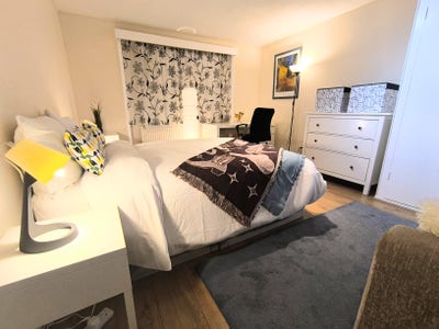 Prime Room for a Single Person - Short Let Main Photo