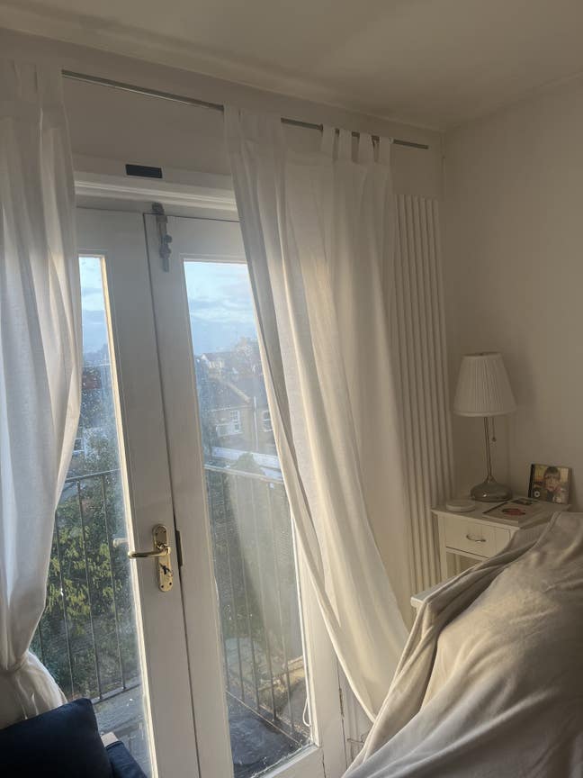 Sublet top floor in a dreamy house East Sheen Main Photo