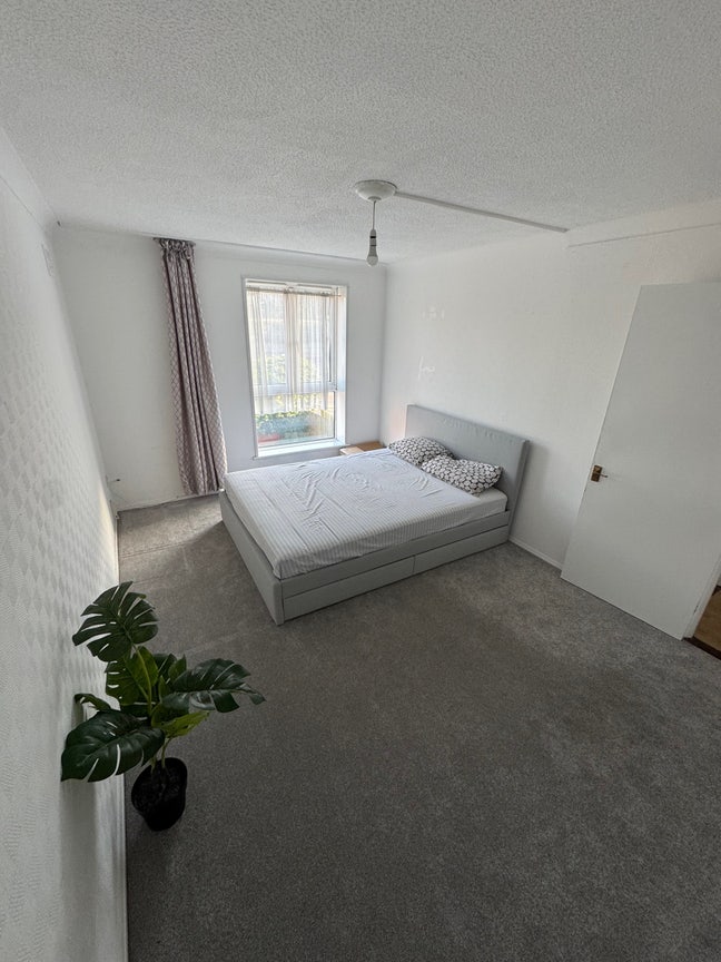 Double bed room for rent in Bedminster  Main Photo