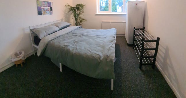 2 Double Rooms Available for women only Main Photo