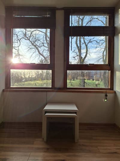 Double room to rent in a renovated furnished flat Main Photo