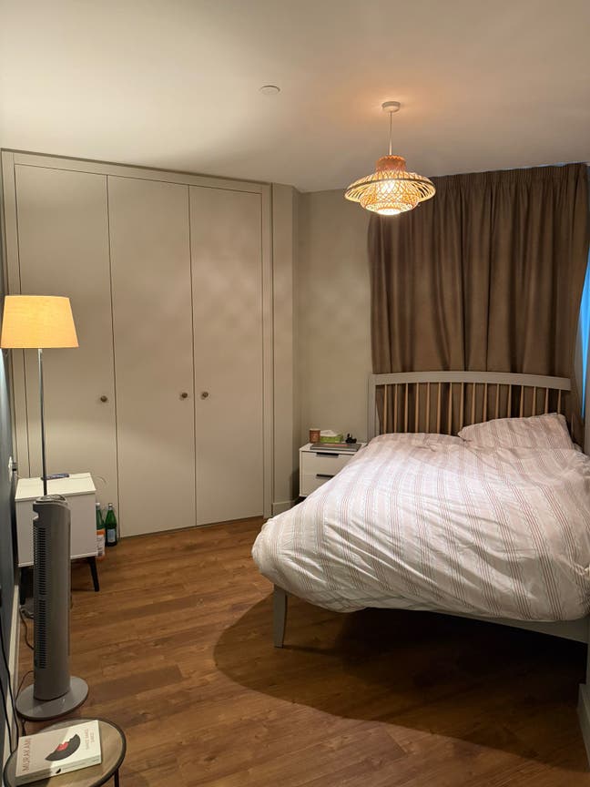 Short term room to let.  Main Photo