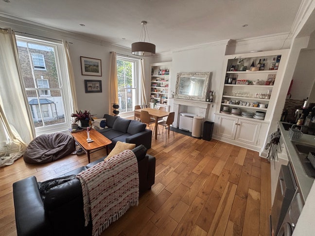 Flat Share - 4 Bed, 3 Bath  Main Photo