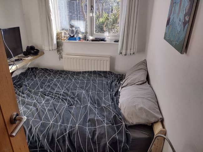 Bedroom to rent at £450 in Whitehall BS5  Main Photo